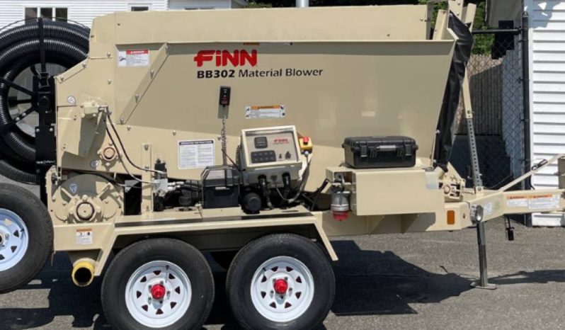 Finn BB302 Bark & Mulch Blower full