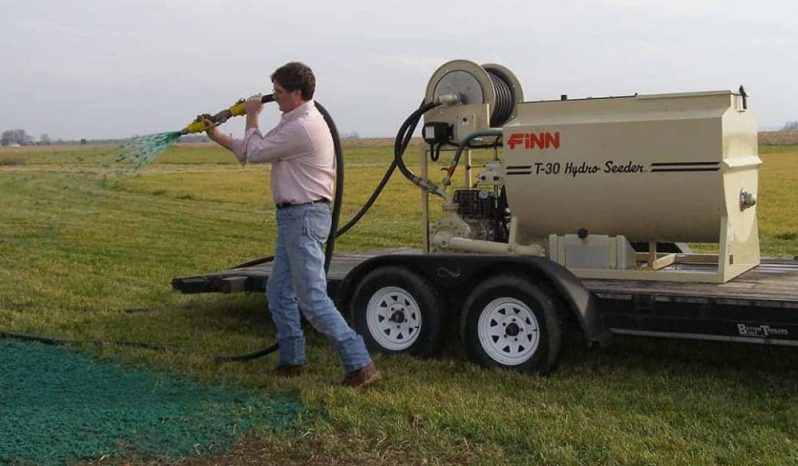 Finn T30 HydroSeeder full